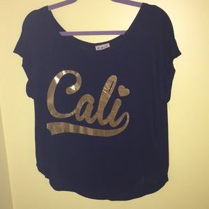 scoop T-shirt with CALI graphic